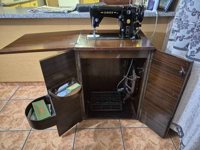 Vintage singer sewing machine