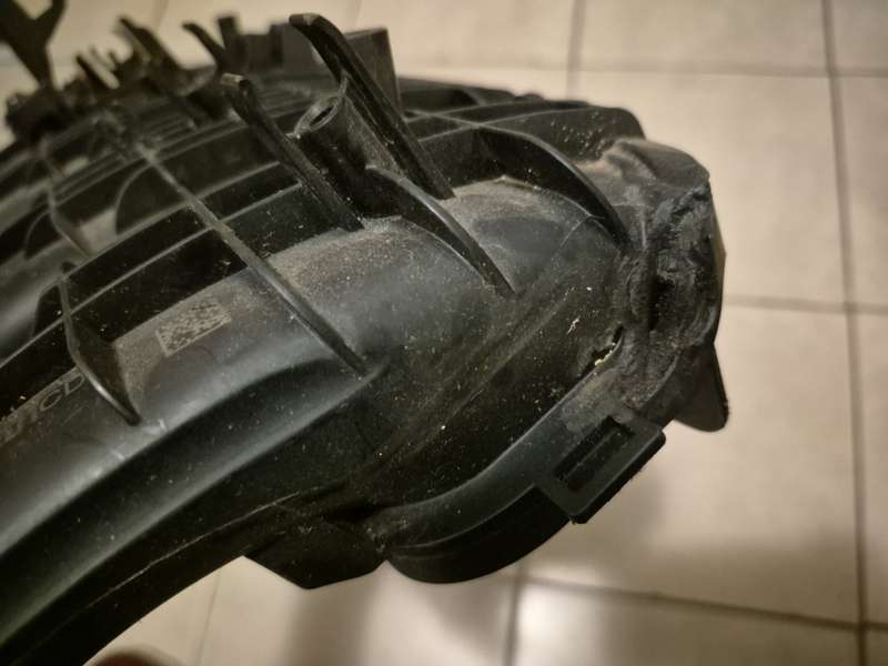 VW Polo 1.8 GTI Intake Manifold