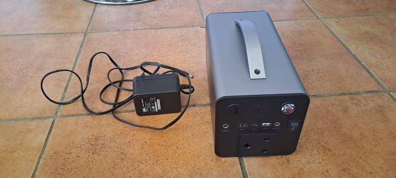 Elecstor Core 300 W Power Station 84000m Ah 314 Wh