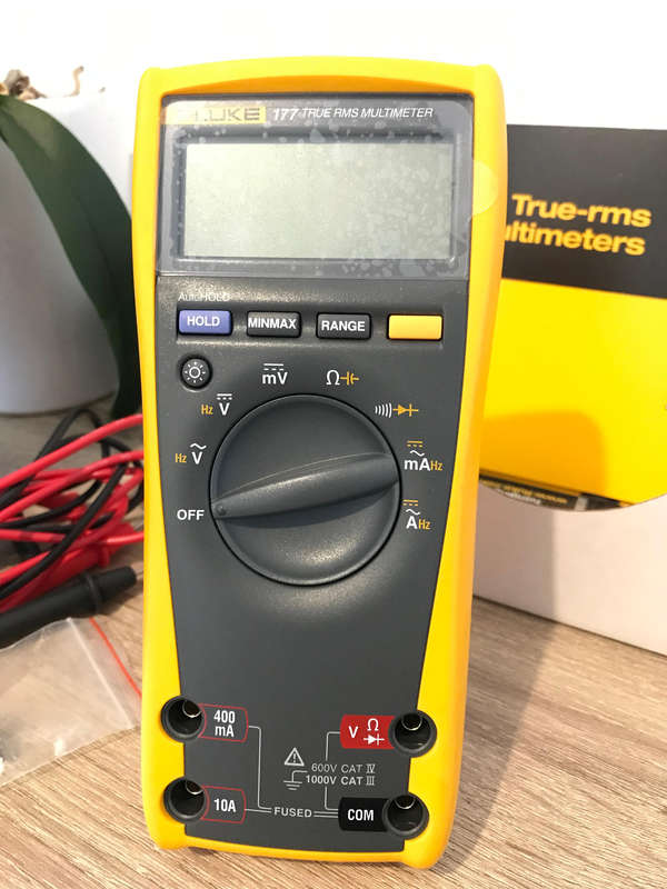 Fluke 177 True RMS Multimeter with Display Backlight (New from old stock)