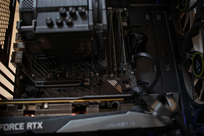 RTX 3070 with RYZEN 7 5800 X3D complete pc