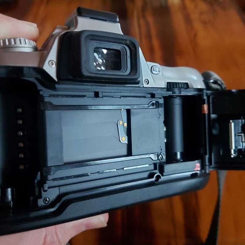 NIKON F75 Vintage FILM Camera Beautiful