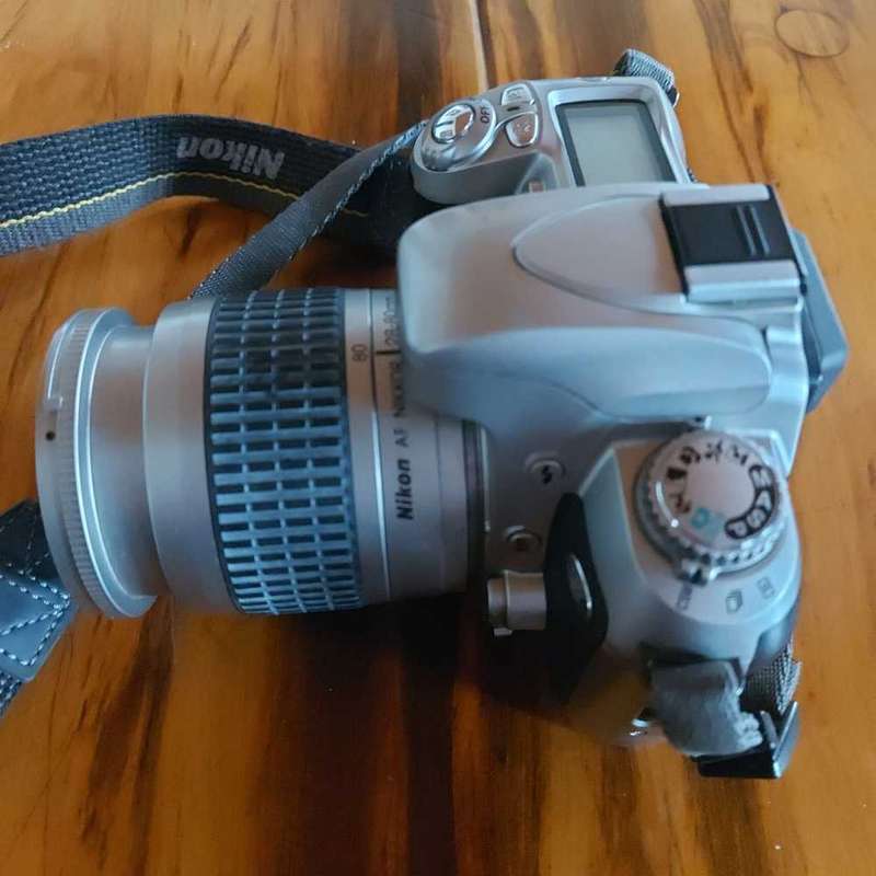 NIKON F75 Vintage FILM Camera Beautiful