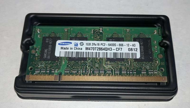 Samsung 1GB DDR2 (PC2-6400s) Laptop RAM Memory