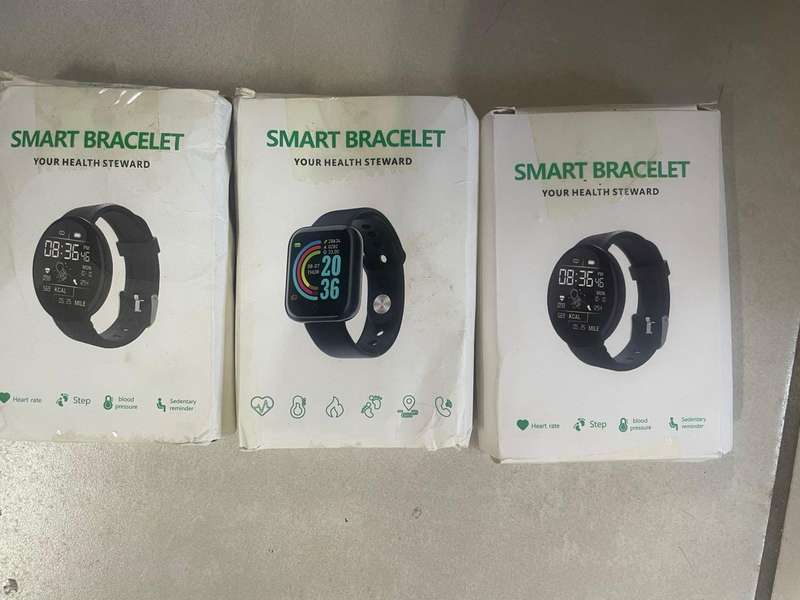 Untested Smart Bracelets - Liquidation Auction