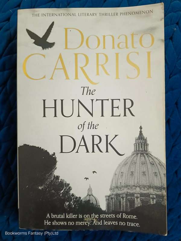 The Hunter of the Dark by Donato Carrisi