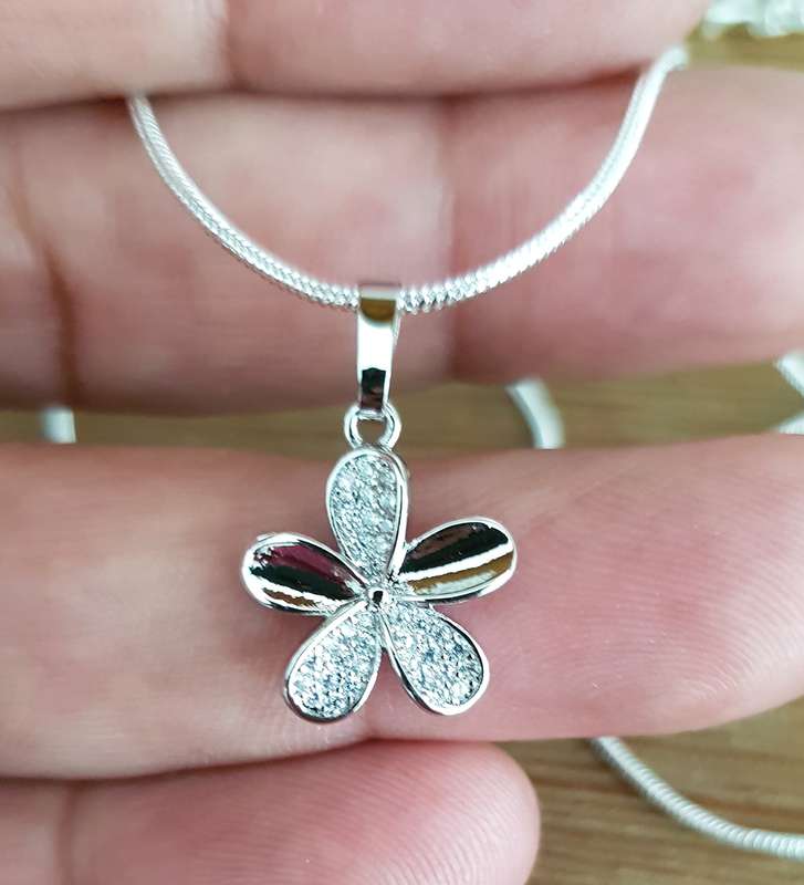 Petal Pendant Necklace  Zircon  Chain For Woman 925 Sterling Silver