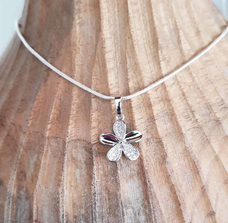 Petal Pendant Necklace  Zircon  Chain For Woman 925 Sterling Silver