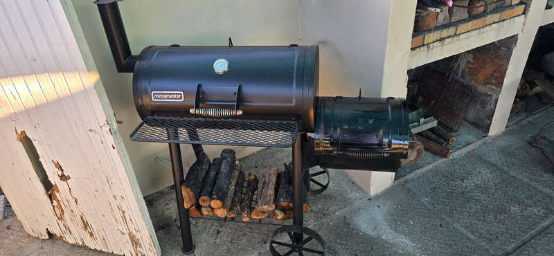 Offset smoker