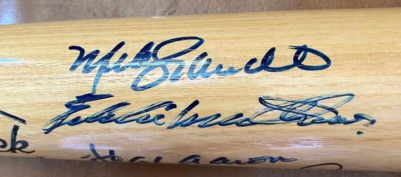 Hank Aaron Hall of Famers Baseball Bat - Autographed