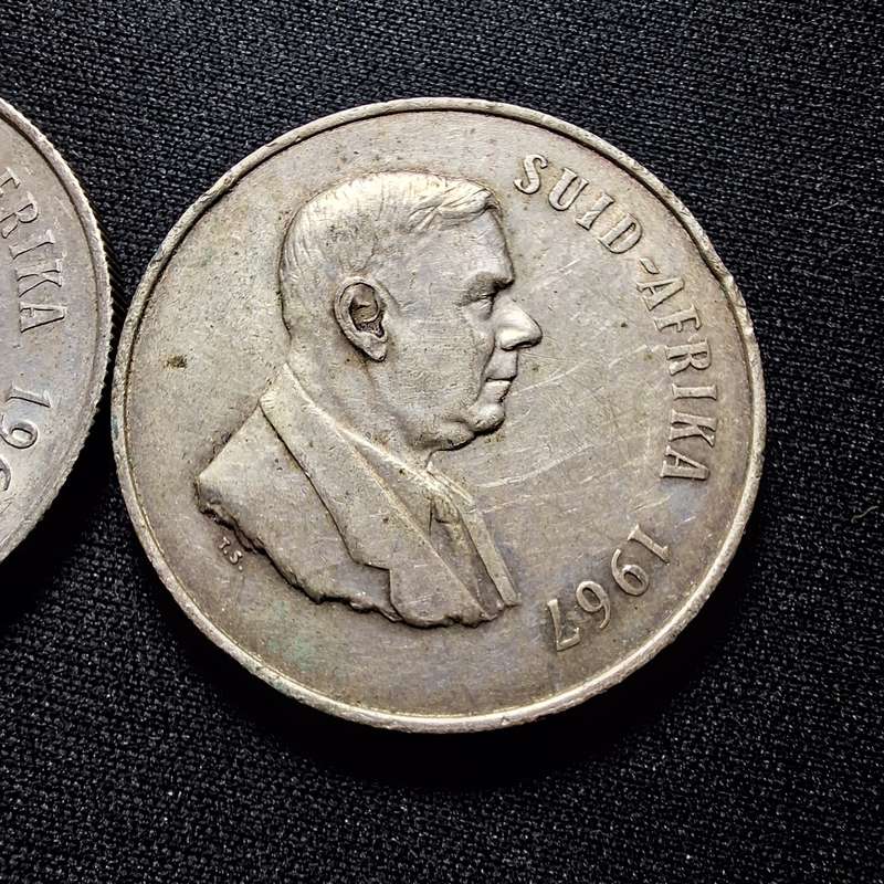 2 x 1967 South Africa R1 Silver Coin