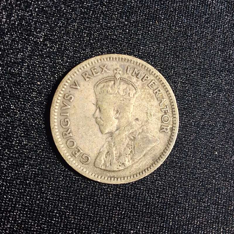 1927 6D Sixpence Silver South Africa Coin