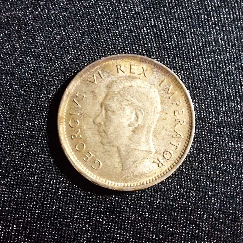 1943 6D Sixpence Silver South Africa Coin