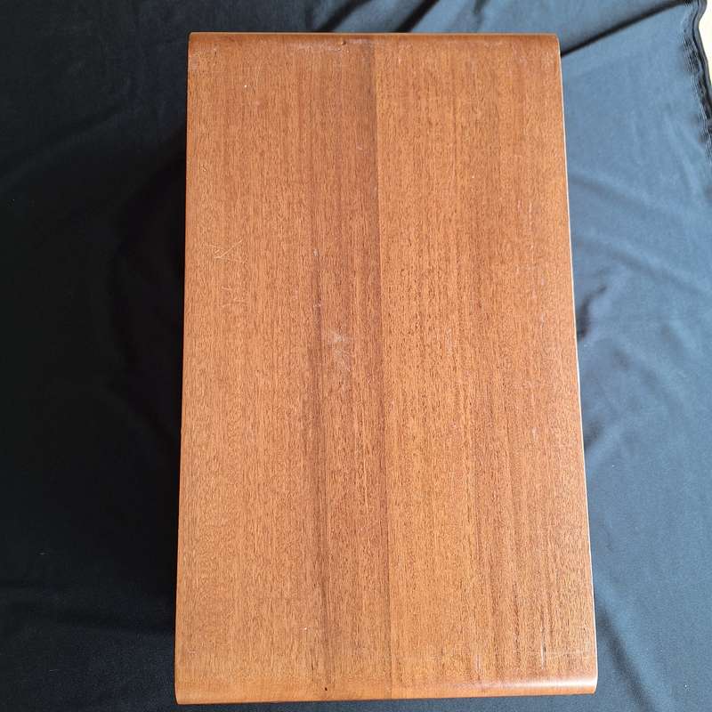 Ruinart L'Exclusive Limited Edition 2142/14000 Champaign in wooden display box