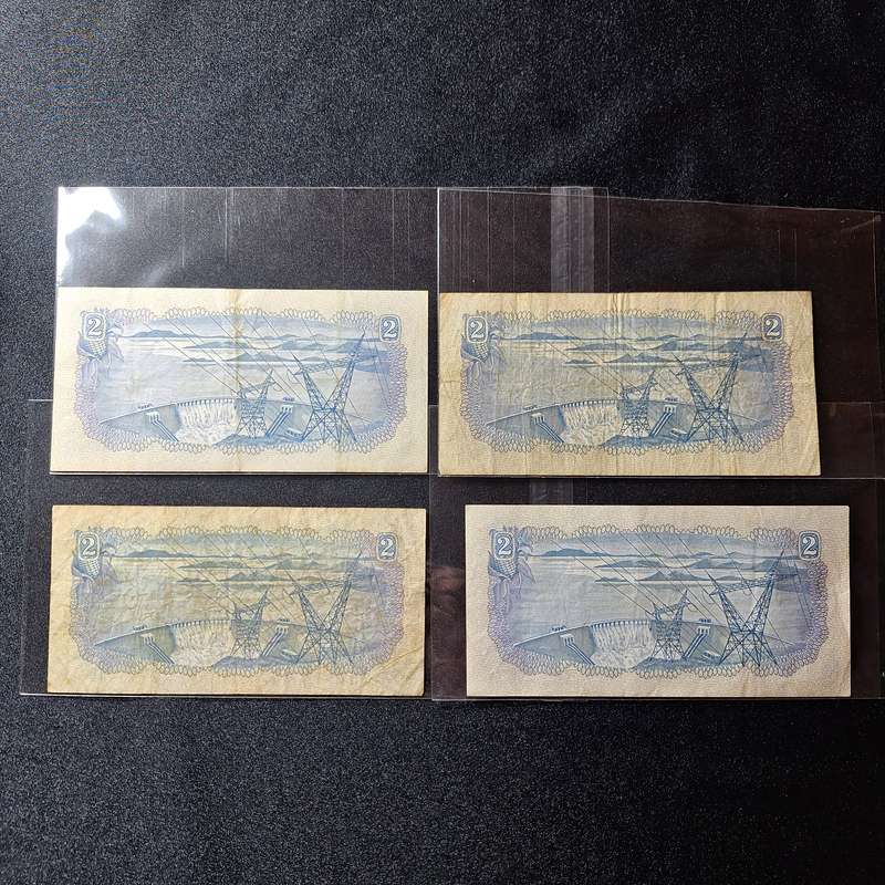 4 x South Africa R2 TW de Jongh Bank Notes