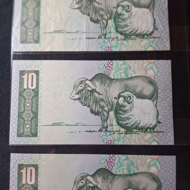 3 x South Africa R10 Notes