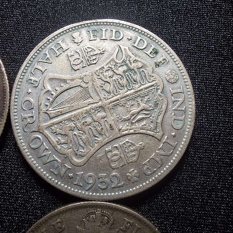 Various Dates Half Crown and Florin .50% Silver Coins Total 49.4 Grams
