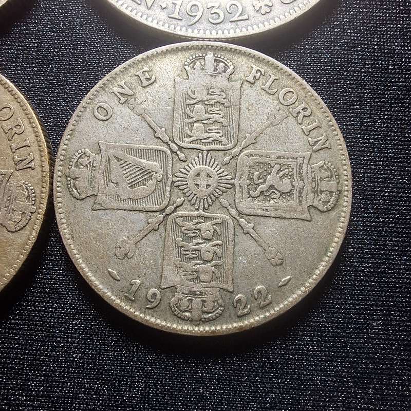 Various Dates Half Crown and Florin .50% Silver Coins Total 49.4 Grams