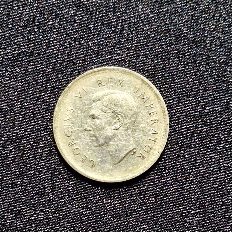 1939 3D Sixpence Silver South Africa Coin