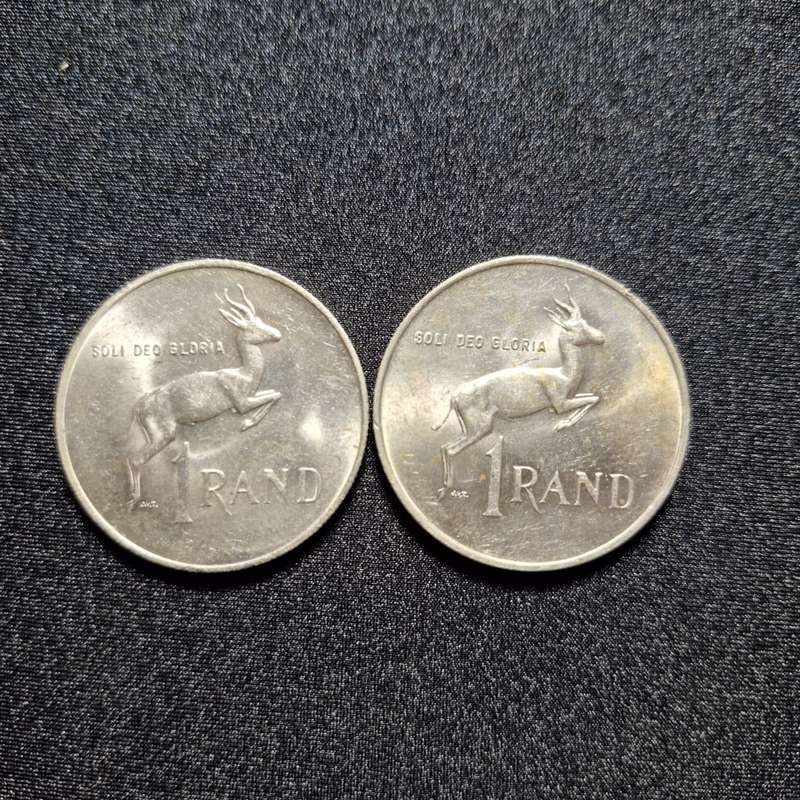 2 x 1967 1 Rand 80% Silver 30 Grams total South Africa Coins