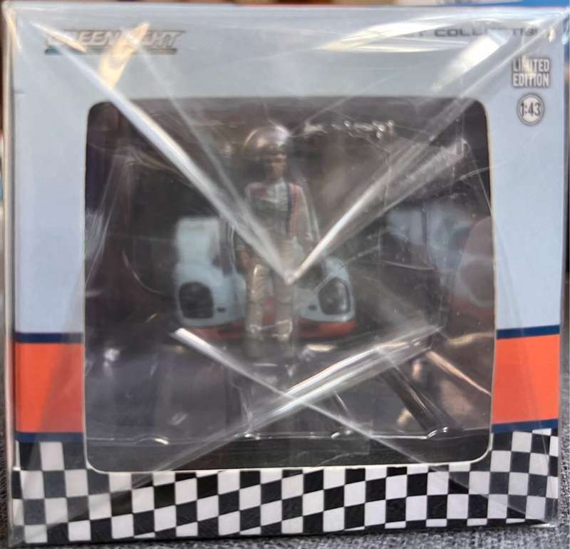 New 1/43 Greenlight Gulf Porsche 917
