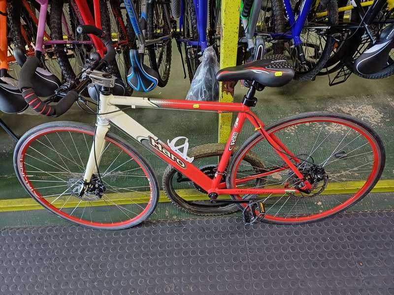 Haro CR 2.0 hybrid bicycle
