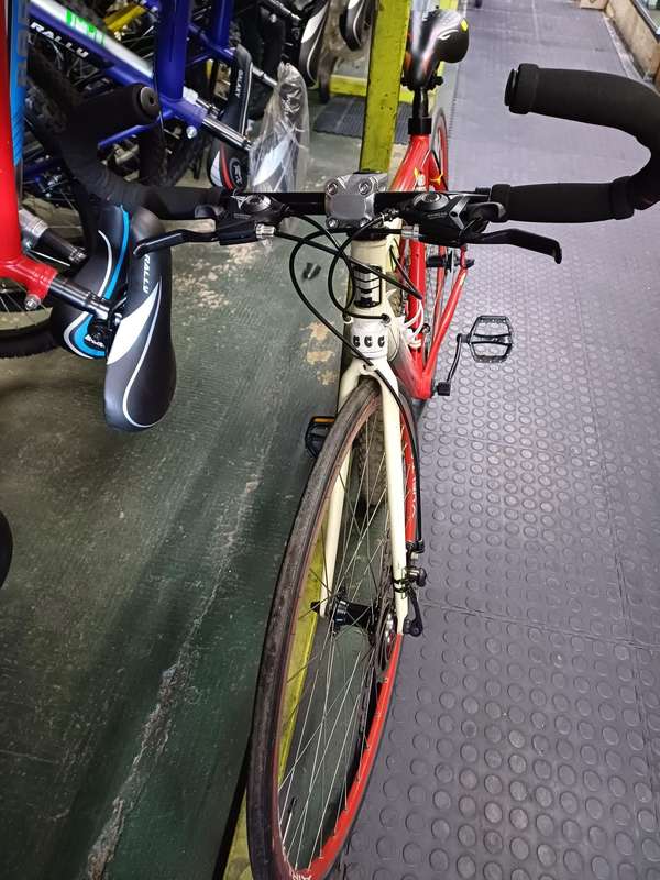 Haro CR 2.0 hybrid bicycle
