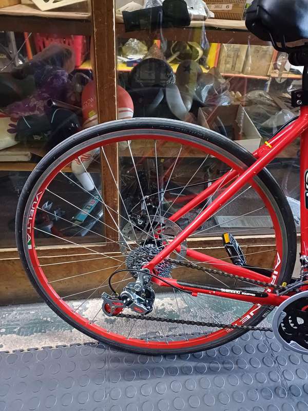 Haro CR 2.0 hybrid bicycle