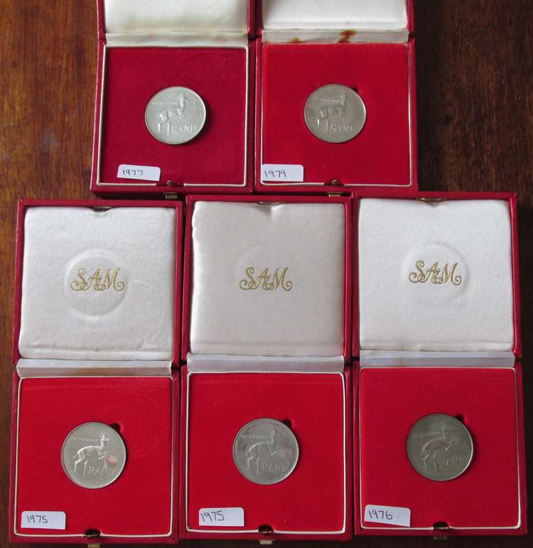 5 UNCIRCULATED SILVER RANDS - SEALED BY S.A. MINT