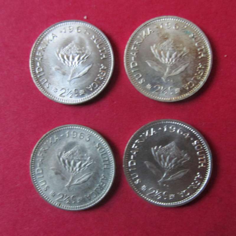 4 BRILL. UNC TWO AND A HALF CENT - 1961-1964