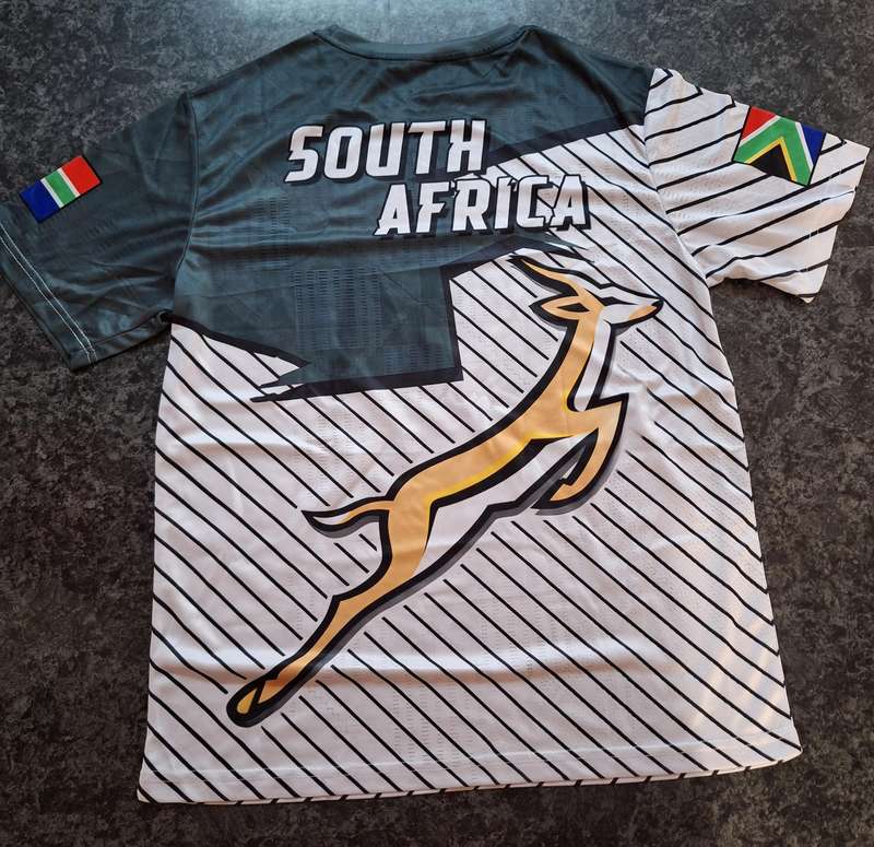 Size L Springbok Supporters Shirt
