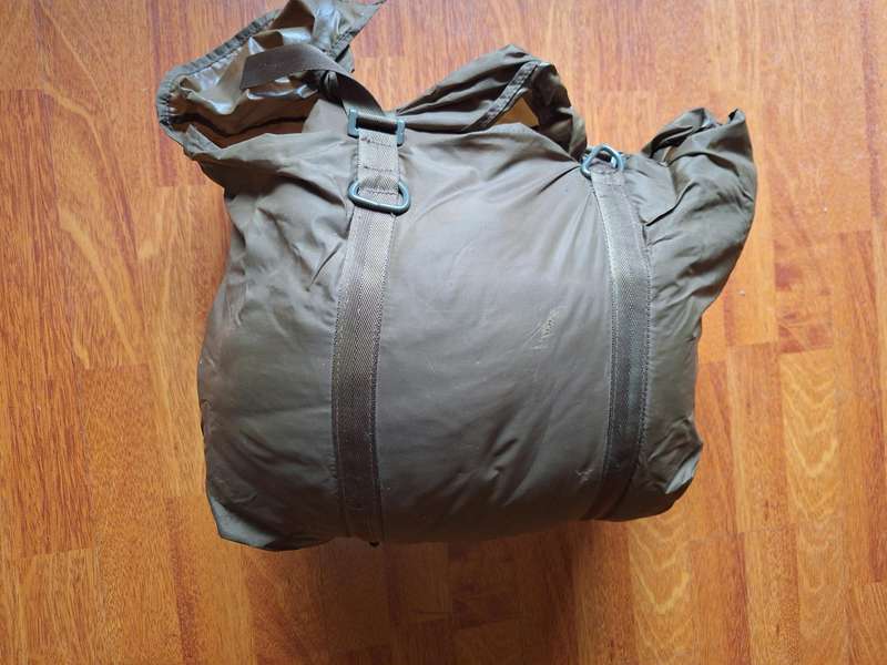 SADF sleeping bag in very good condition