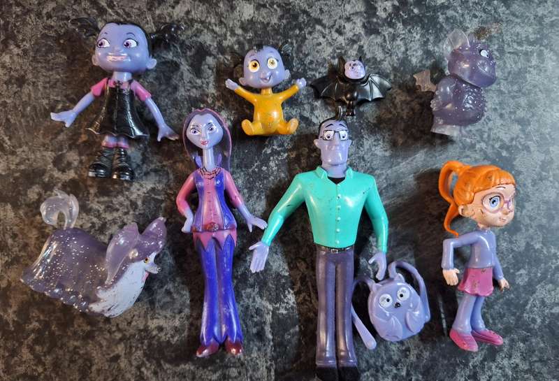 Mini Vamparina figure set