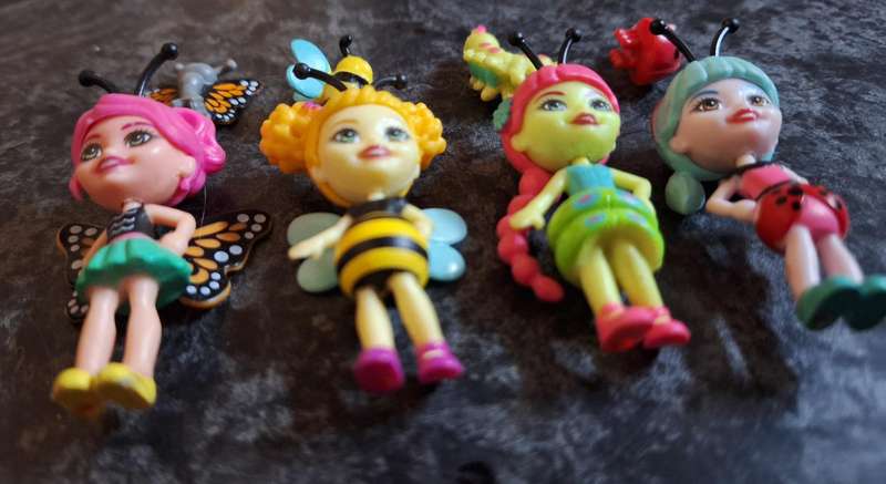 Small cute little figures with there pets