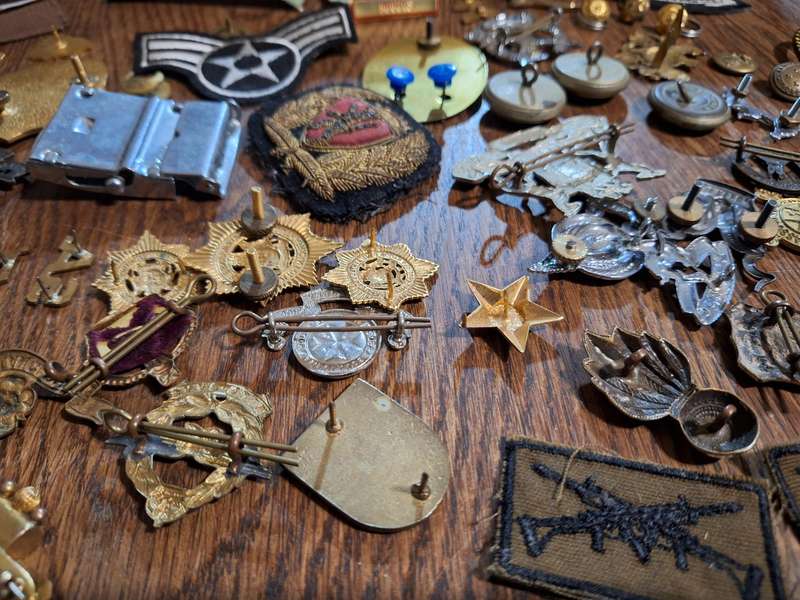 Large Mixed lot of Militaria items