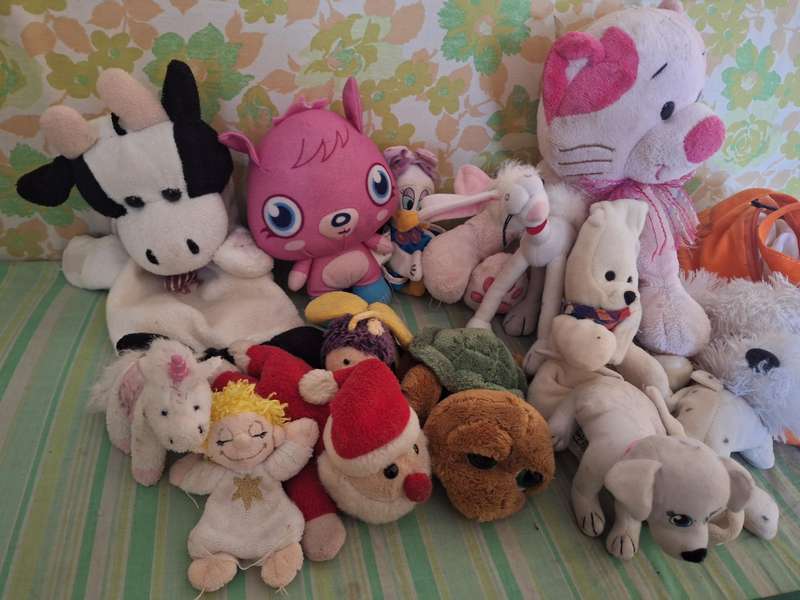 Soft toy lot number 8