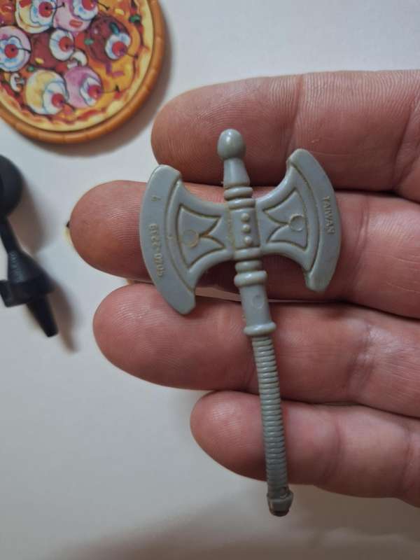 Vintage toy accessories MOTU, TMNT, Astrix