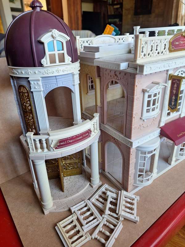 Sylvanian Families Grand Department Store Complete