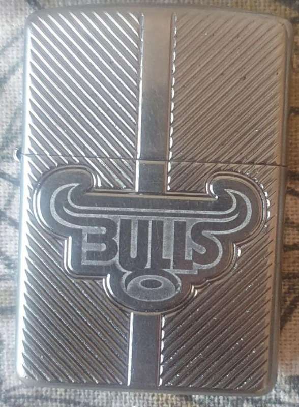 BULLS Rugby Zippo