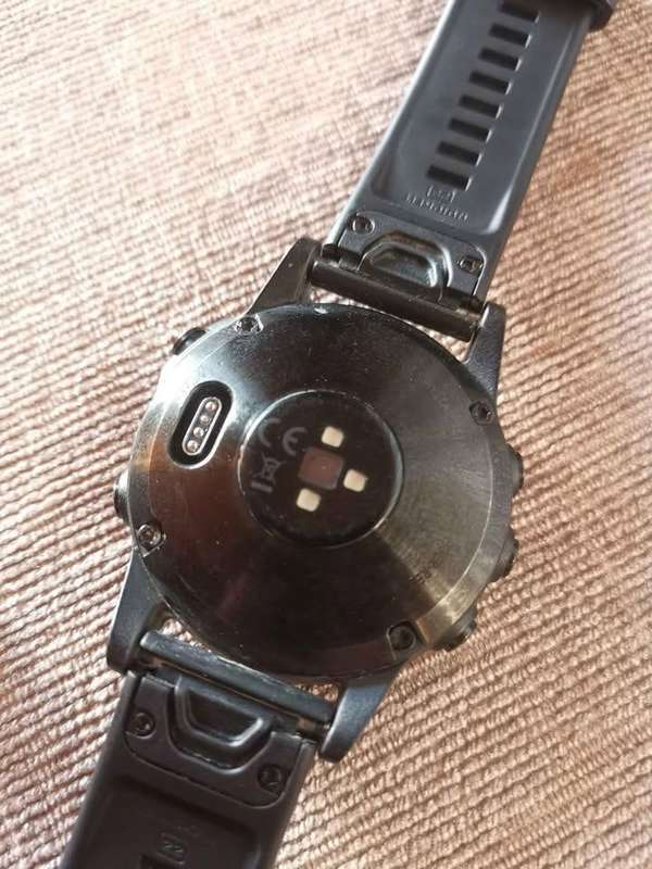 Garmin Fenix 5 Sapphire Edition