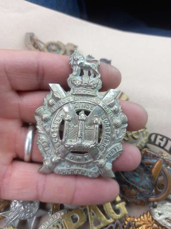 War badges