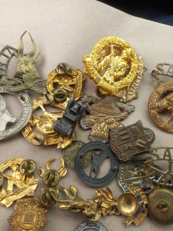 War badges