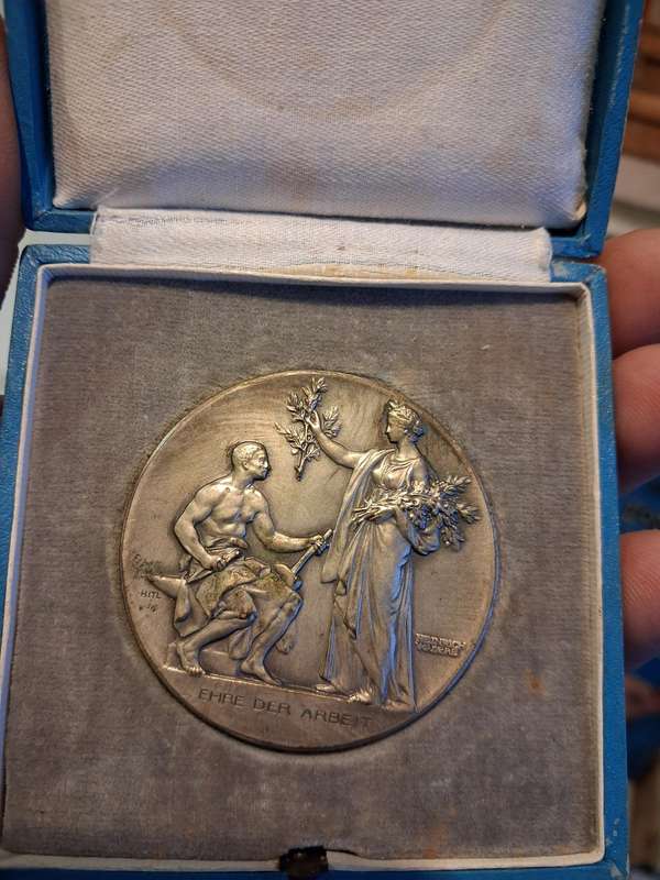 War medal in box