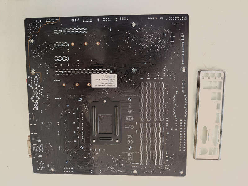 Intel Core i5 9400F Combo**16GB Corsair RGB Ram**Asus Prime H370M-Plus Motherboard