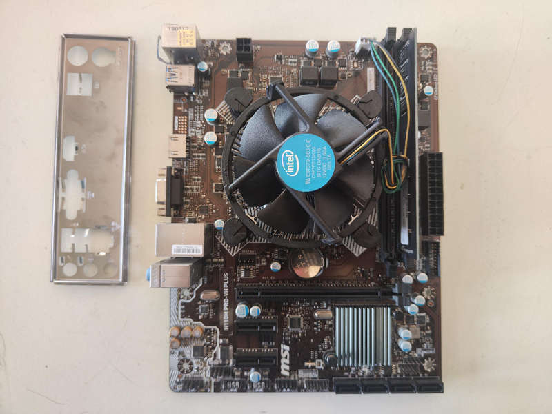 Intel Core i5 7500 Combo**MSI Pro series board**8GB DDR4 Ram**