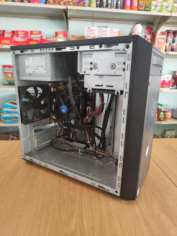 Intel Core i5 7500 PC**16GB Gskill Ram**500GB SSD**MSI Board