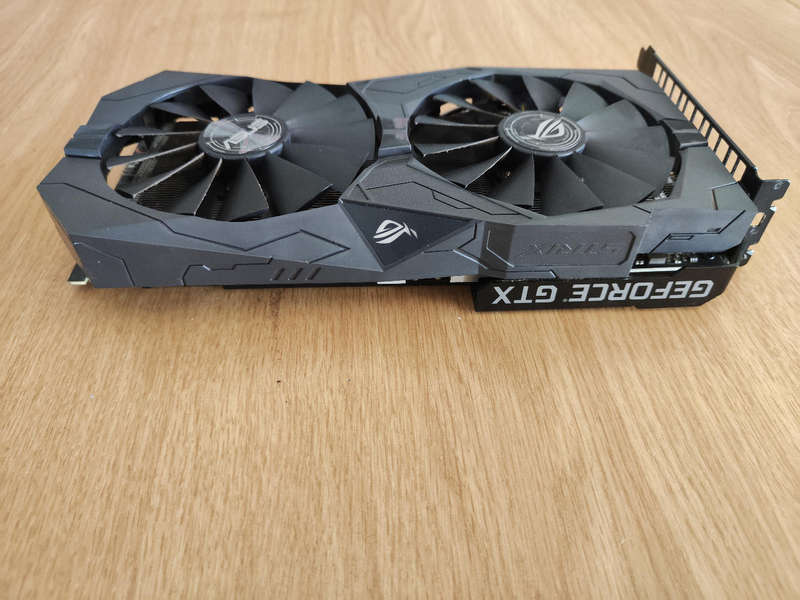Asus ROG Strix GTX1650 4GB Graphics card**6 Pin Power**RGB**