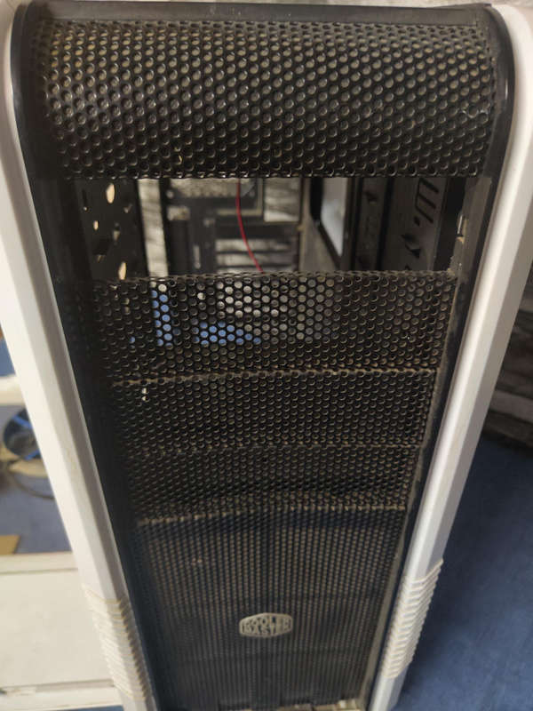 Coolermaster White Large Gaming Case