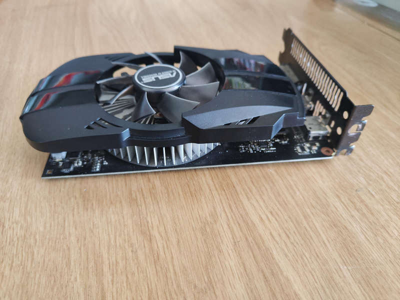 Asus Phoenix GTX1050 Ti 4GB GDDR5 Graphics Card**Parts or Repair**