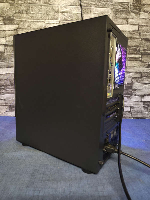 AMD Ryzen 5 5500 Gaming PC**16GB 3200MHz ram**GTX1650 4GB Graphics**500GB SSD**